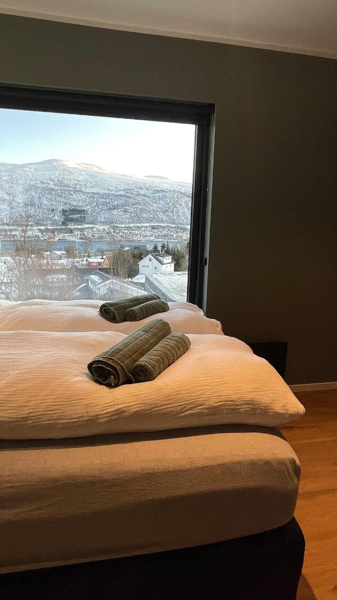 The Arctic Panorama With Outdoor Jacuzzi *
